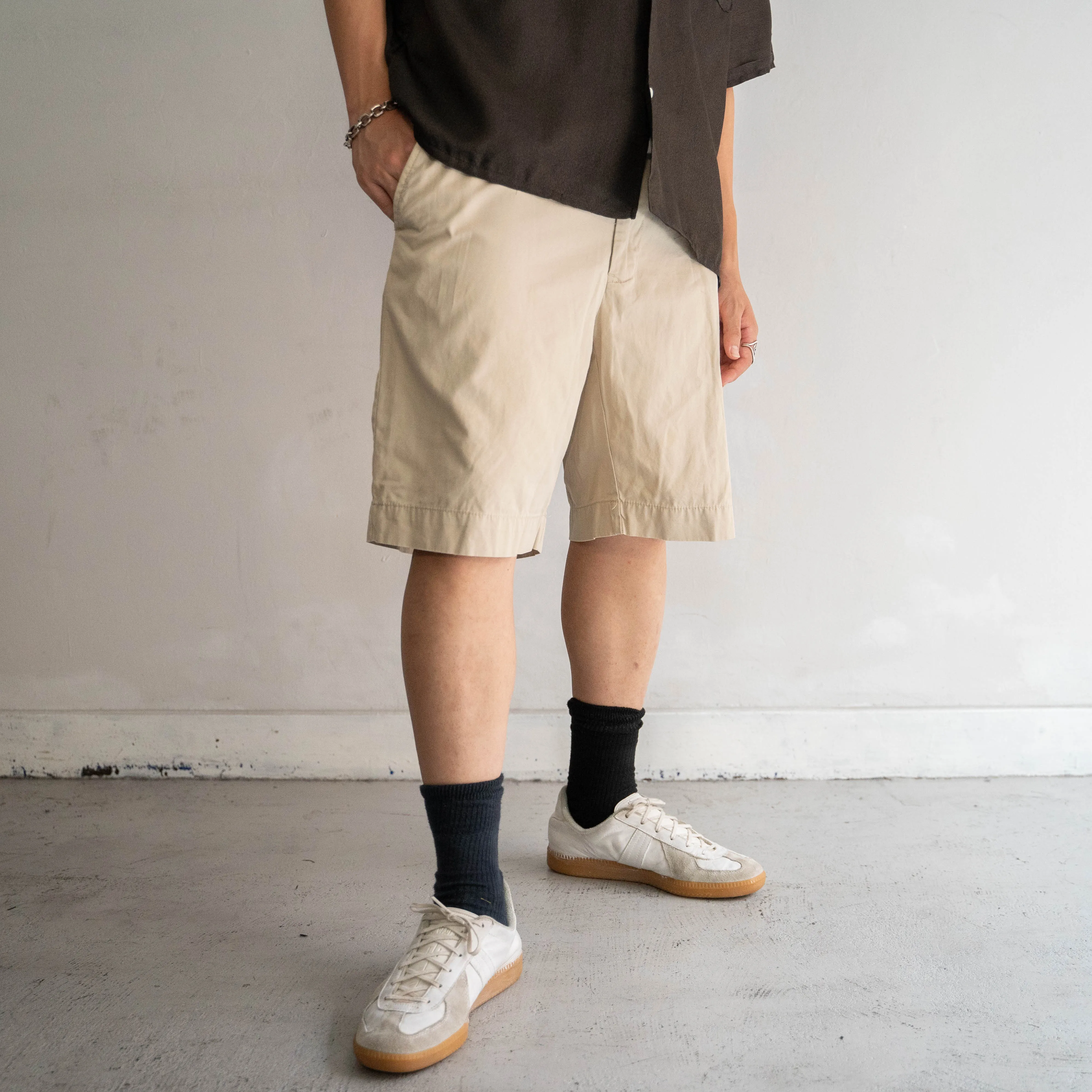 1990s Ralph Lauren beige color chino shorts