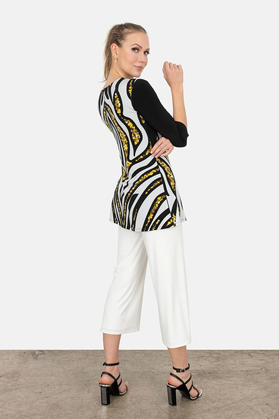 3/4 SLV Contrast Pieces & Holes NB Tunic