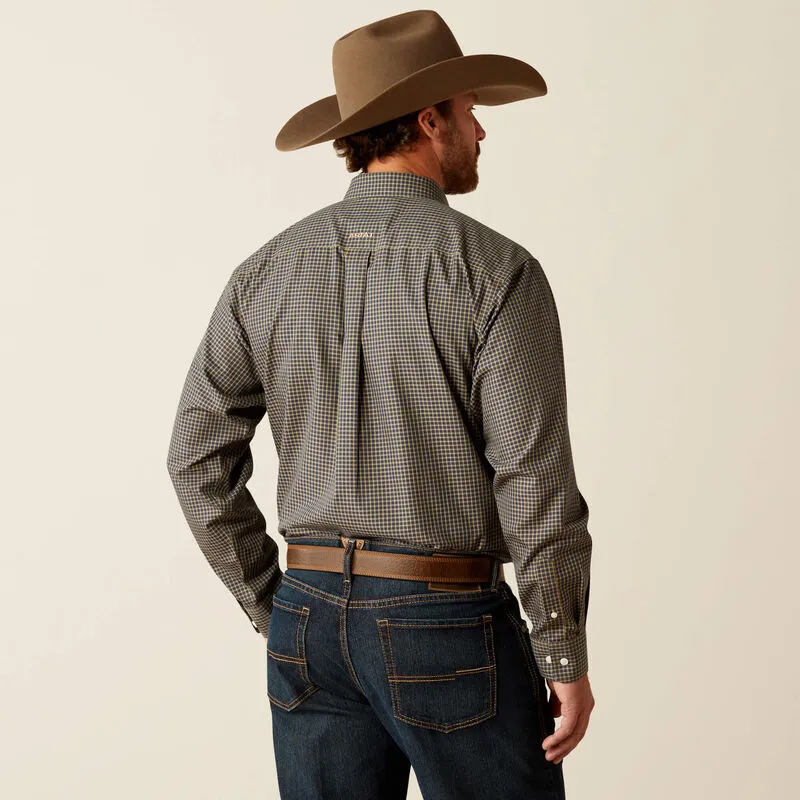 Ariat Wrinkle Free Ferris Classic Shirt