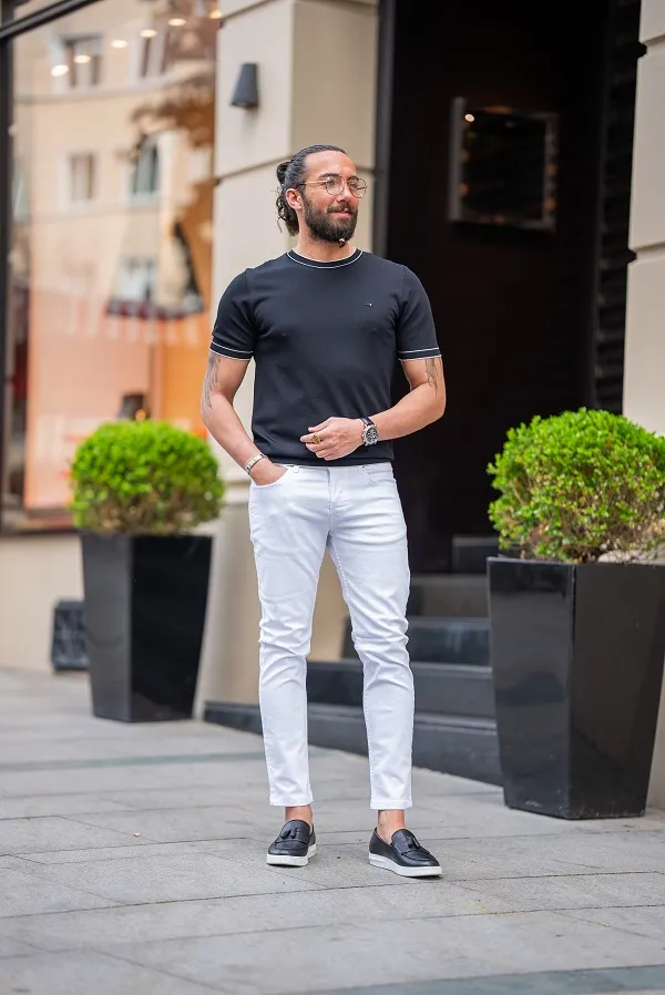 Black Slim Fit Crew Neck T-Shirt for Men by GentWith