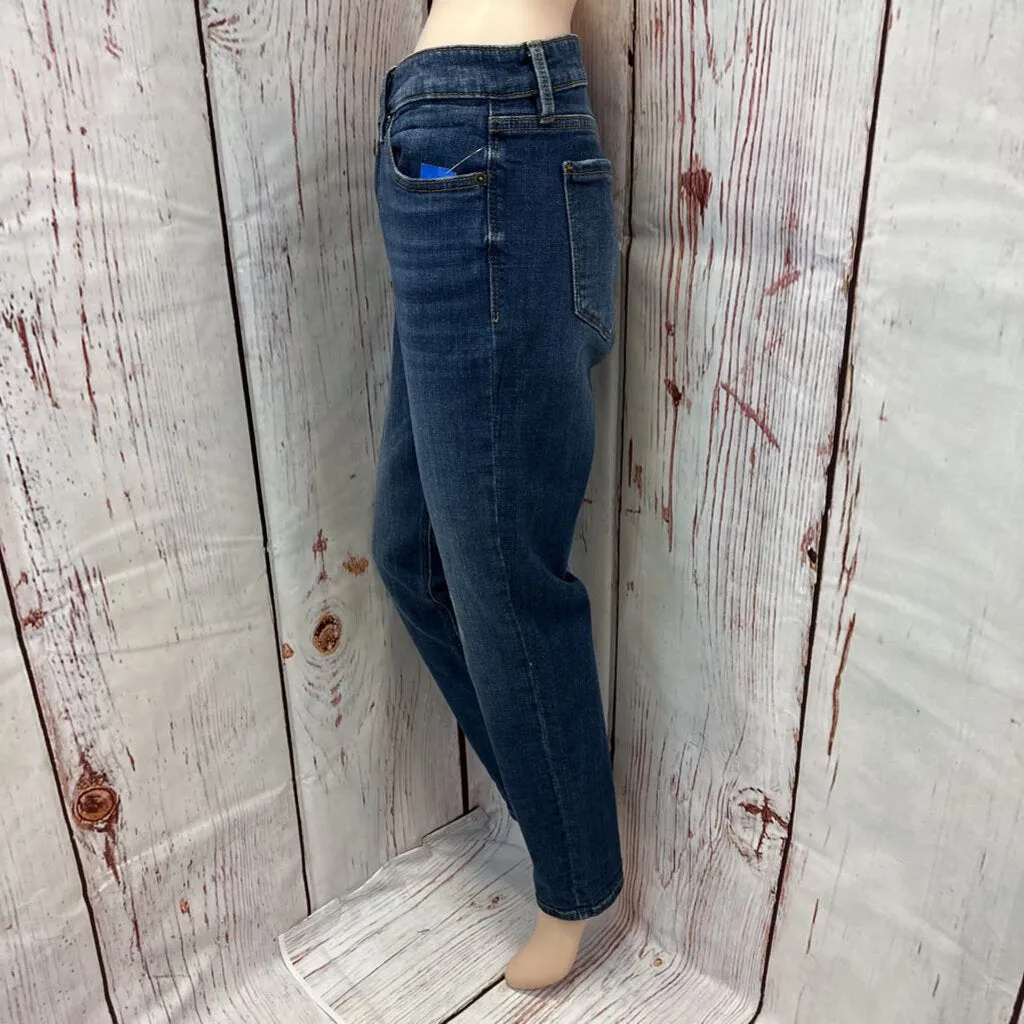 COSMIC BLUE LOVE DARK WAS JEANS SZ 28 (6) TCC