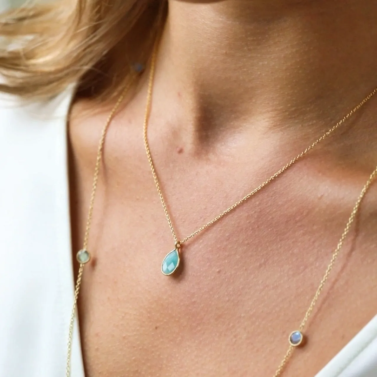 Dew Drops Aqua Calcedony Teardrop Pendant Necklace Silver