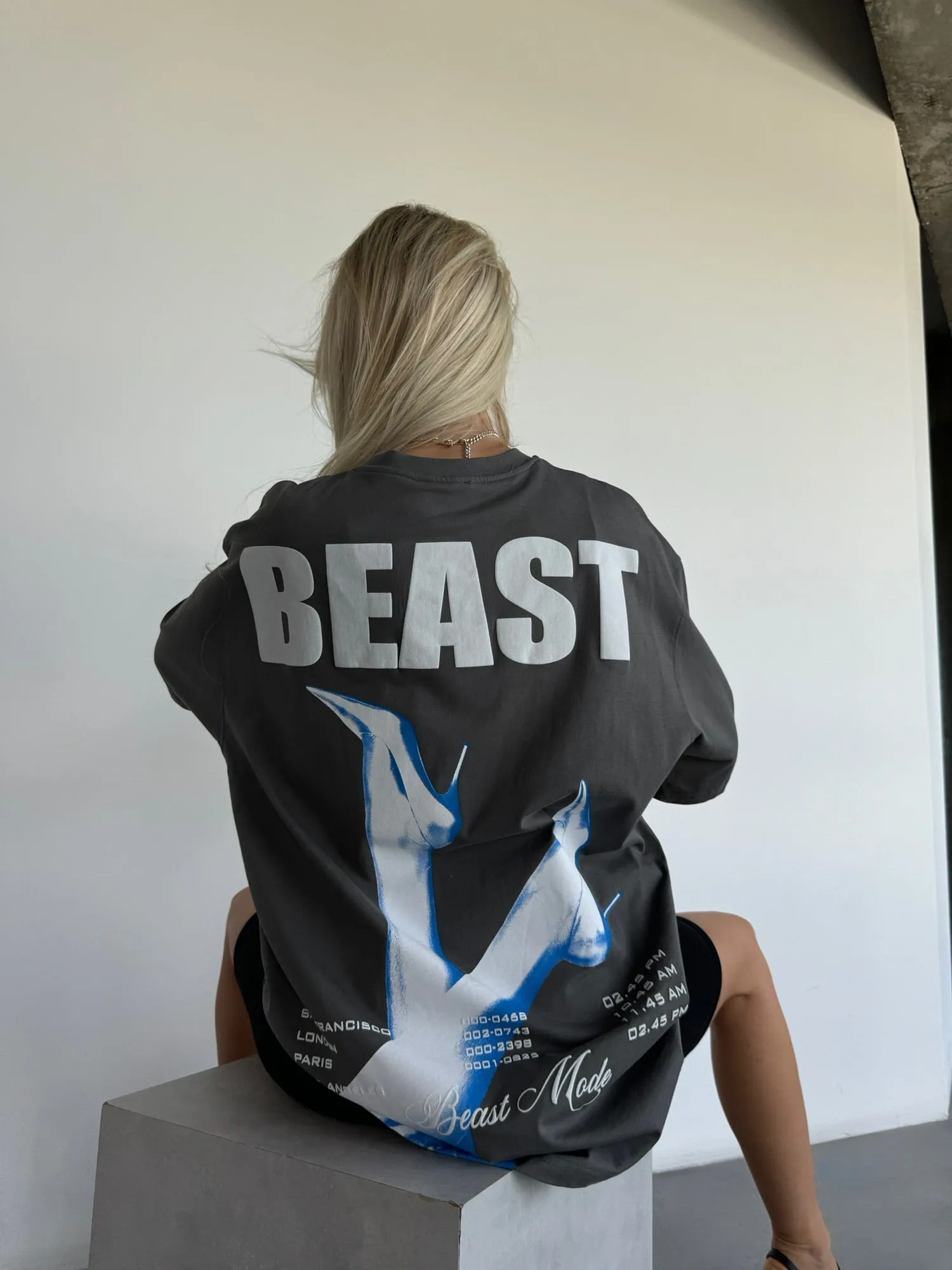 Oversize Beast T-shirt - Anthracite and Blue