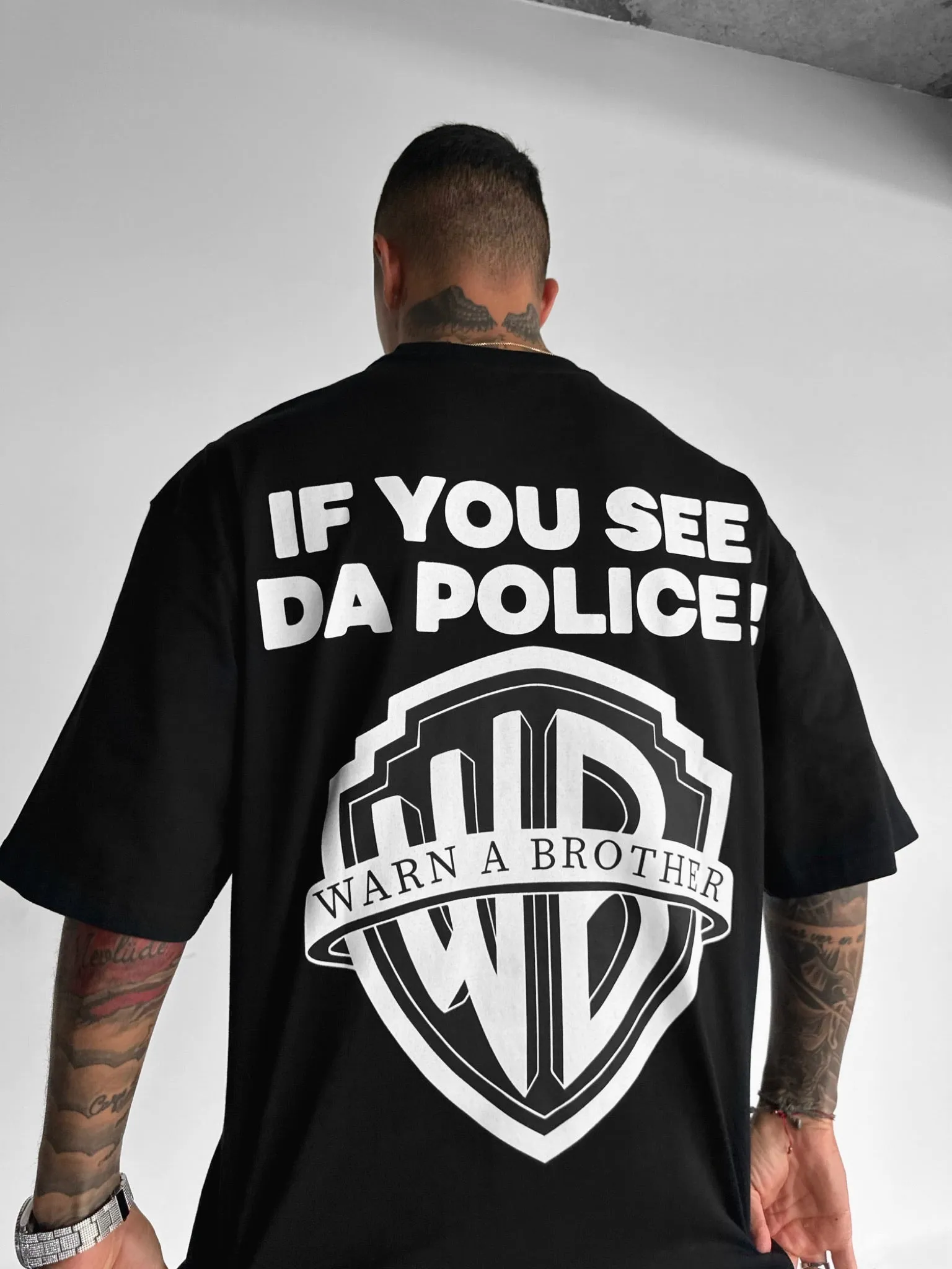 Oversize 'Warn a Brother' T-shirt - Black