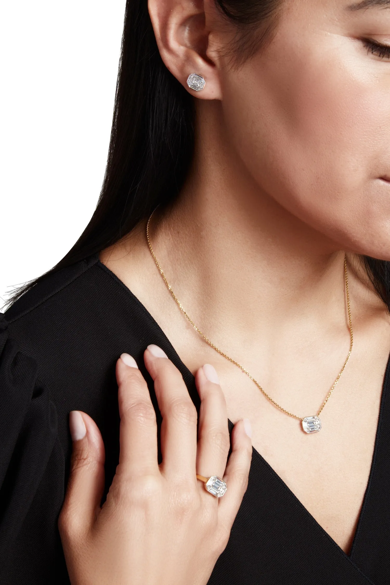 The Alora Illusion Pendant Petite